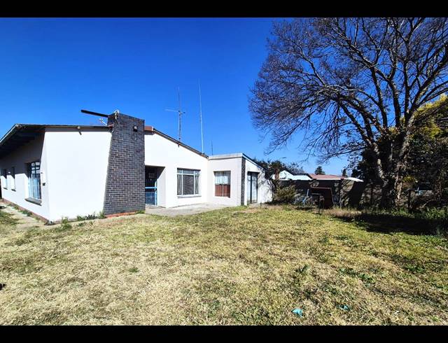 3 BEDROOM HOUSE FOR SALE IN SONLAND PARK
